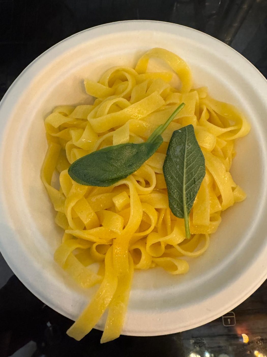 Tagliatelle burro e salvia